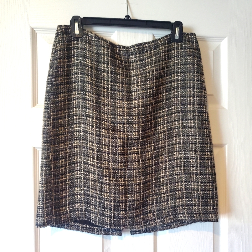 Banana Republic pencil skirt‎